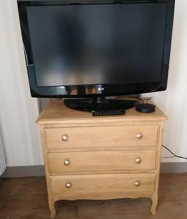 Avec Deux Dans Maison De Village Vaillant